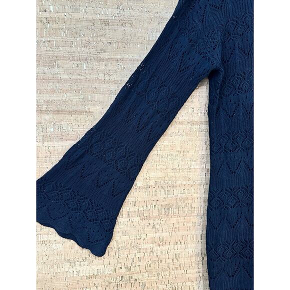 CiCi Bird Black Crew Neck Sweater Tunic Women's Size Medium NWT - Picture 2 of 7